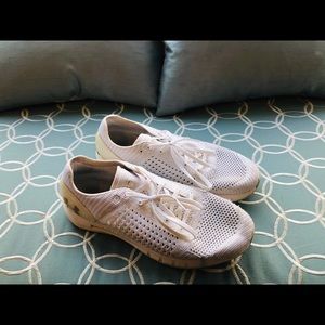 Men’s Under Armour Hovr Sonic Sneakers